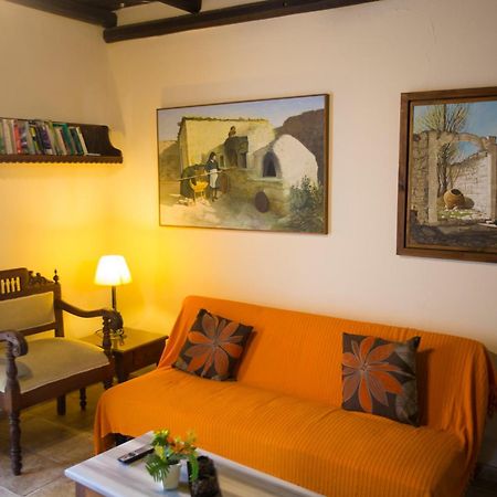 George Houses Pentakomo الغرفة الصورة