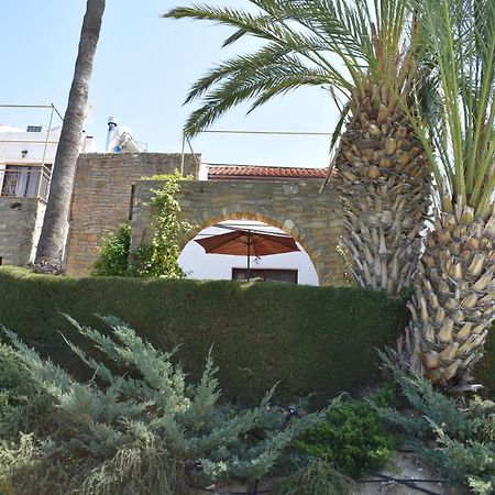 George Houses Pentakomo الغرفة الصورة