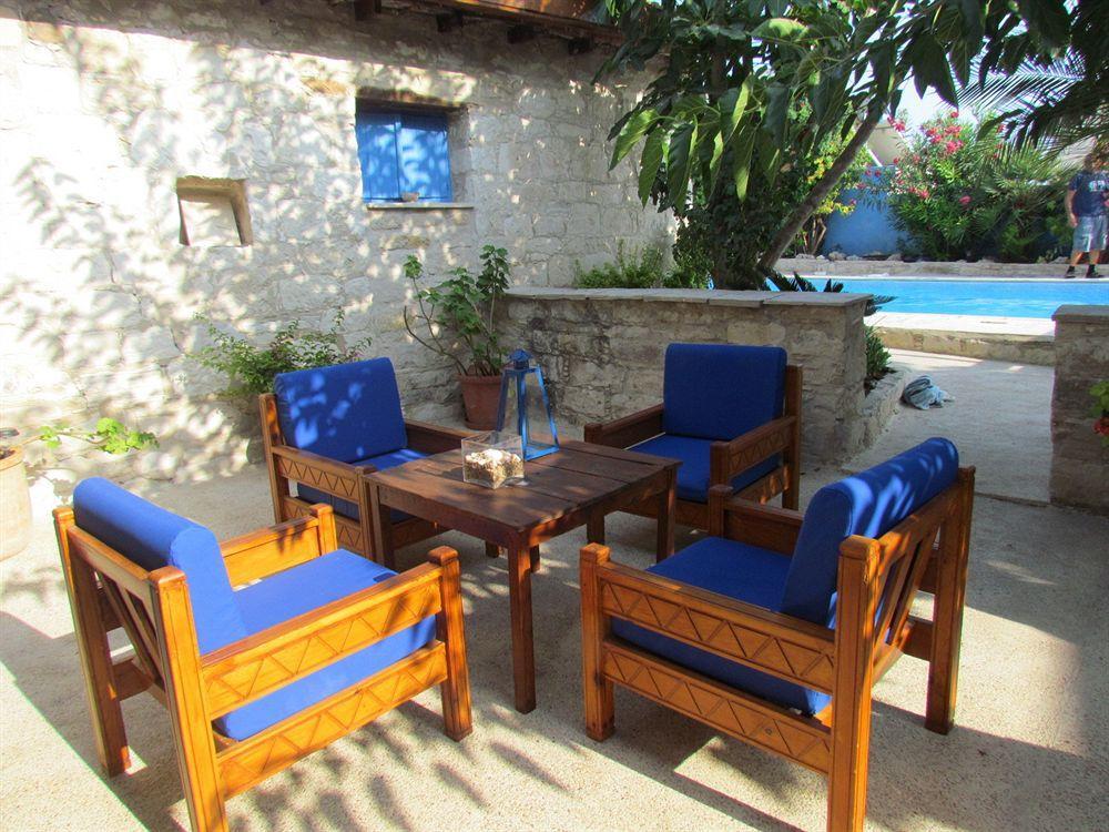 George Houses Pentakomo المظهر الخارجي الصورة