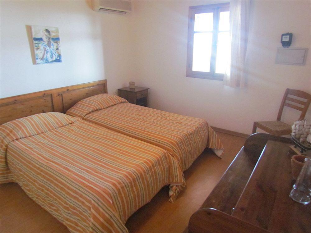 George Houses Pentakomo المظهر الخارجي الصورة