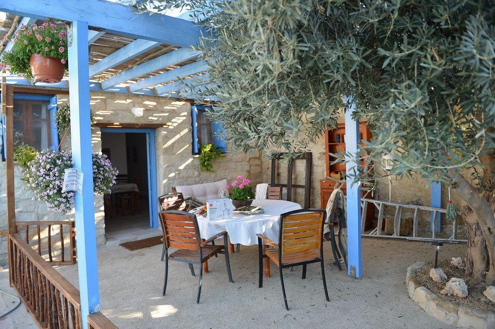 George Houses Pentakomo المظهر الخارجي الصورة
