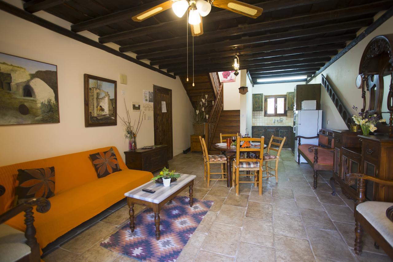 George Houses Pentakomo المظهر الخارجي الصورة