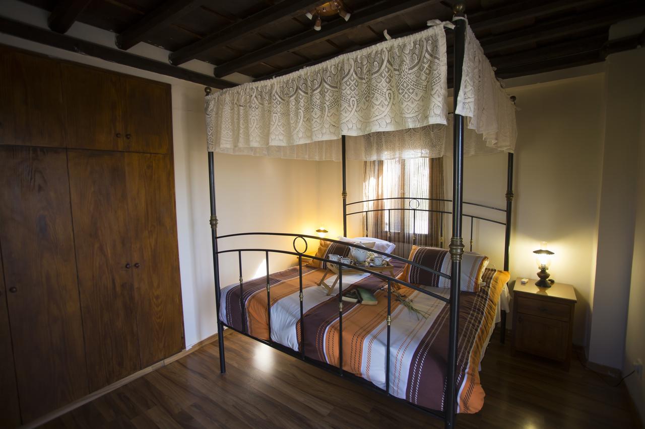 George Houses Pentakomo الغرفة الصورة